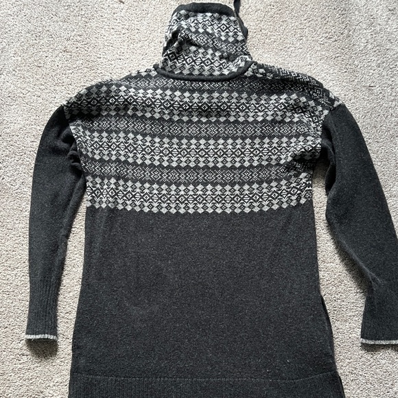 Eddie Bauer Fair Isle Tunic Cowl Neck Sweater - Picture 8 of 8